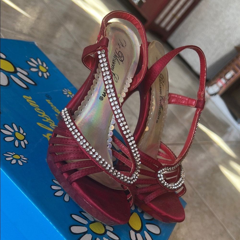De Blossom Collection Red Rhinestone Heels - Picture 2 of 9